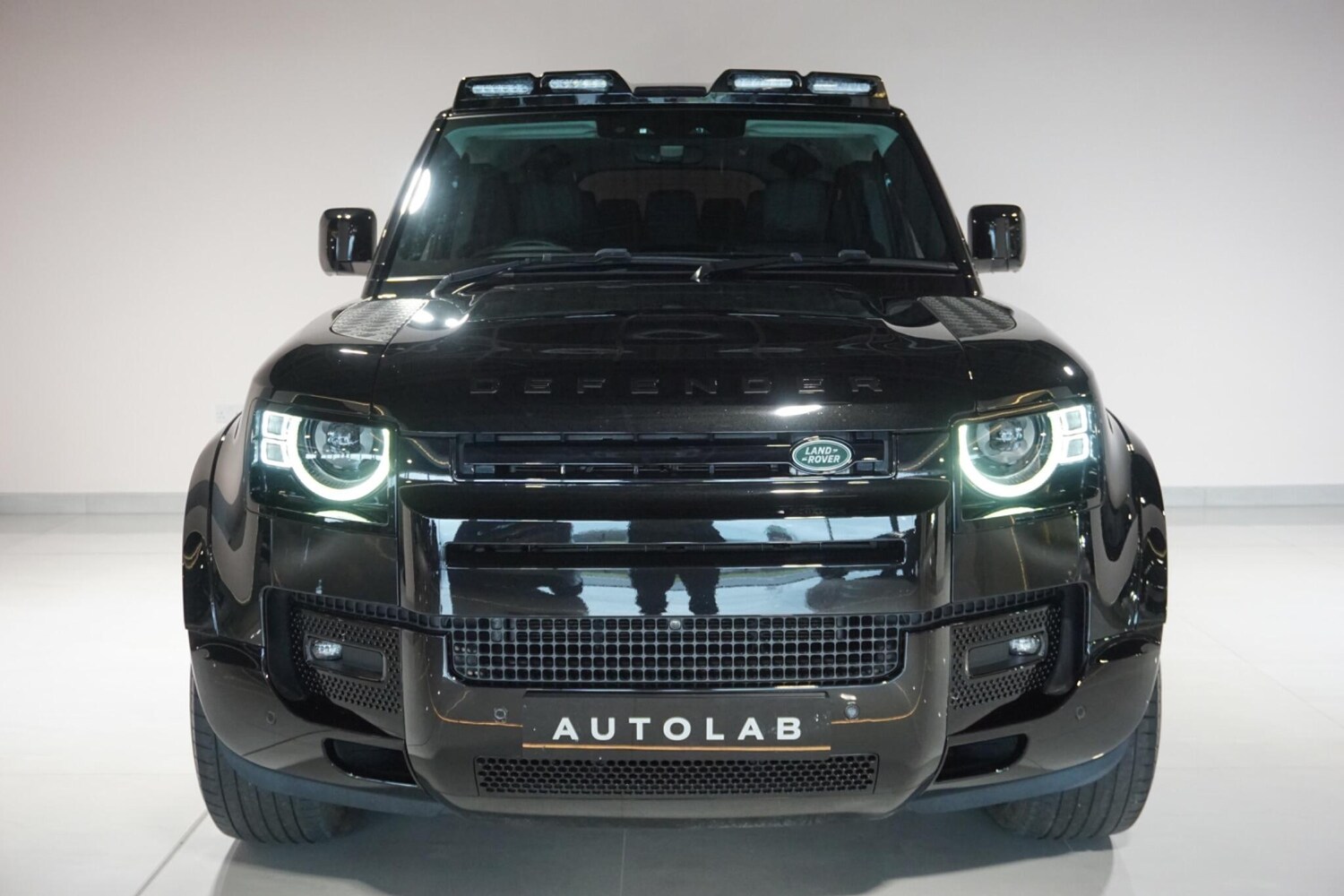 Used Land Rover Defender 110 for sale - 77670342: Photo 26