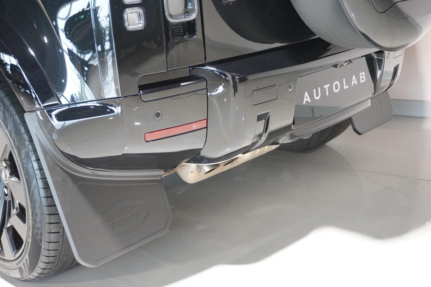 Used Land Rover Defender 110 for sale - 77670342: Photo 72