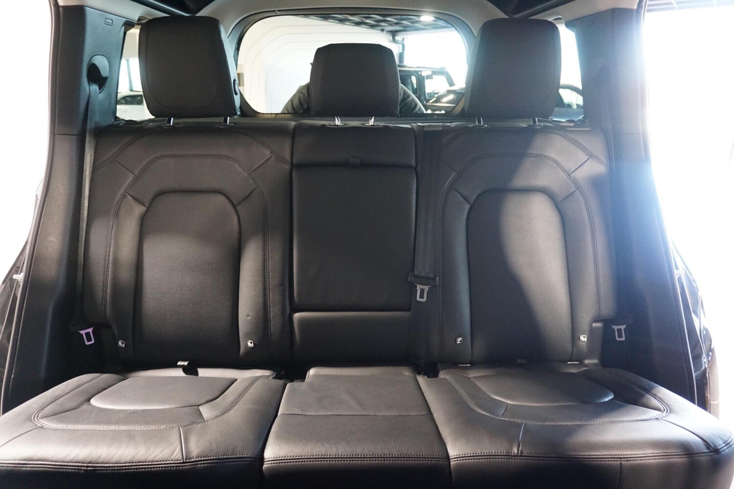 Used Land Rover Defender 110 for sale - 77753692: Photo 11