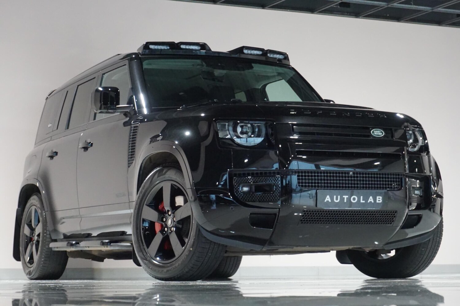 Used Land Rover Defender 110 for sale - 77753692: Photo 33