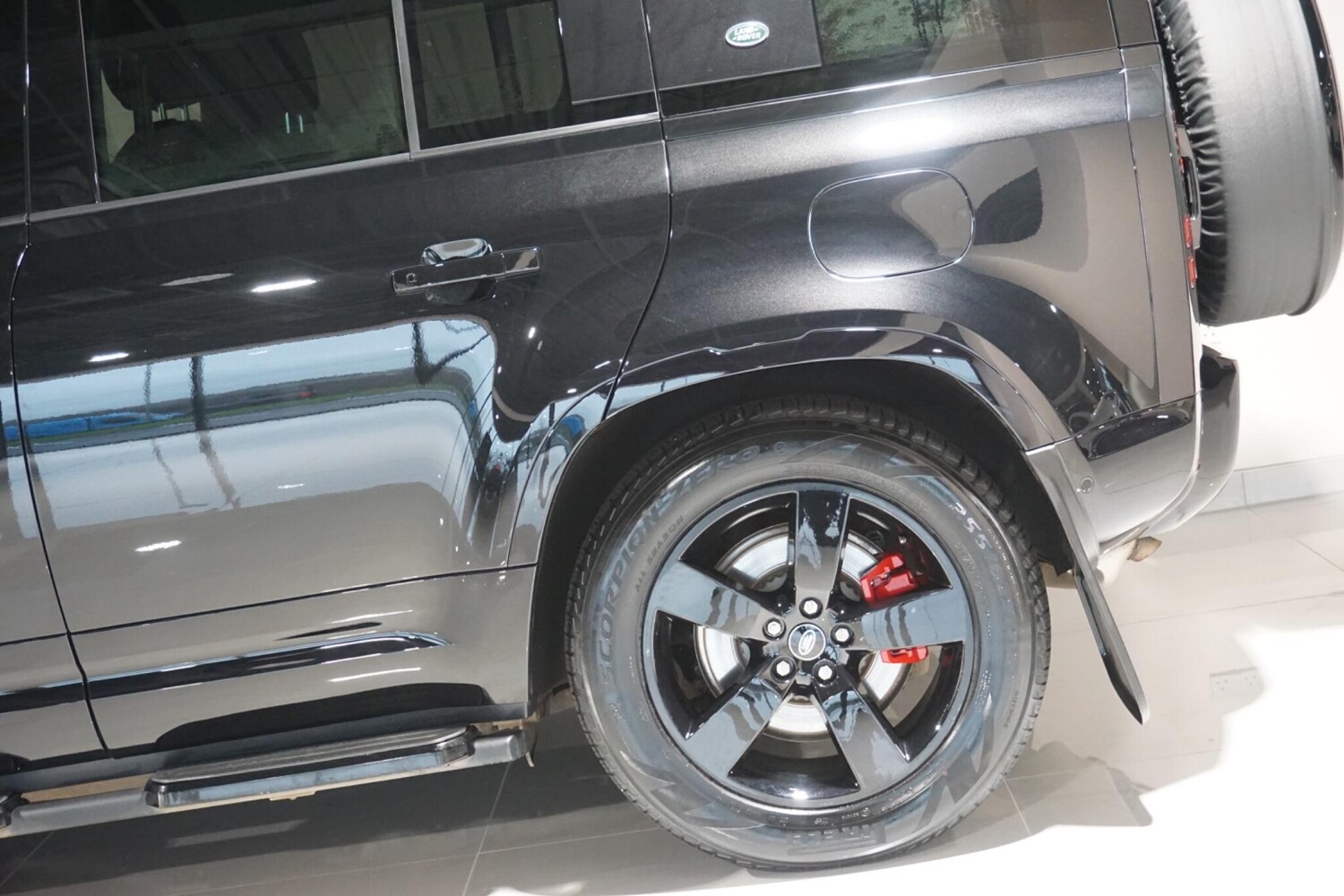 Used Land Rover Defender 110 for sale - 77753692: Photo 53