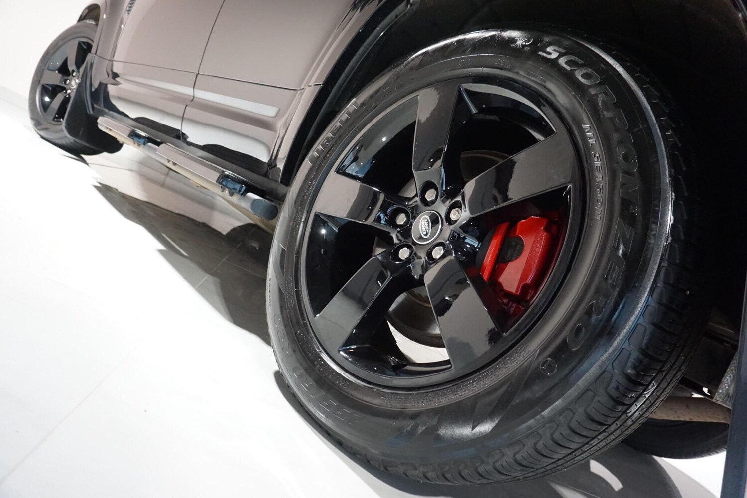 Used Land Rover Defender 110 for sale - 77753692: Photo 56