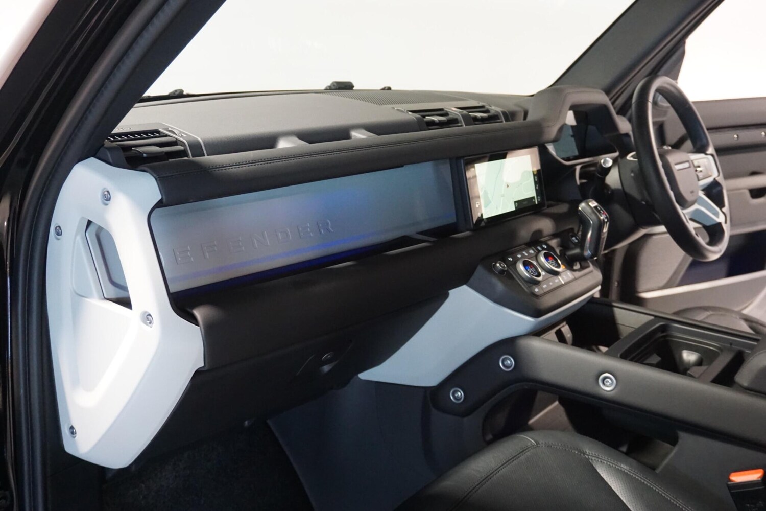 Used Land Rover Defender 110 for sale - 77753692: Photo 58