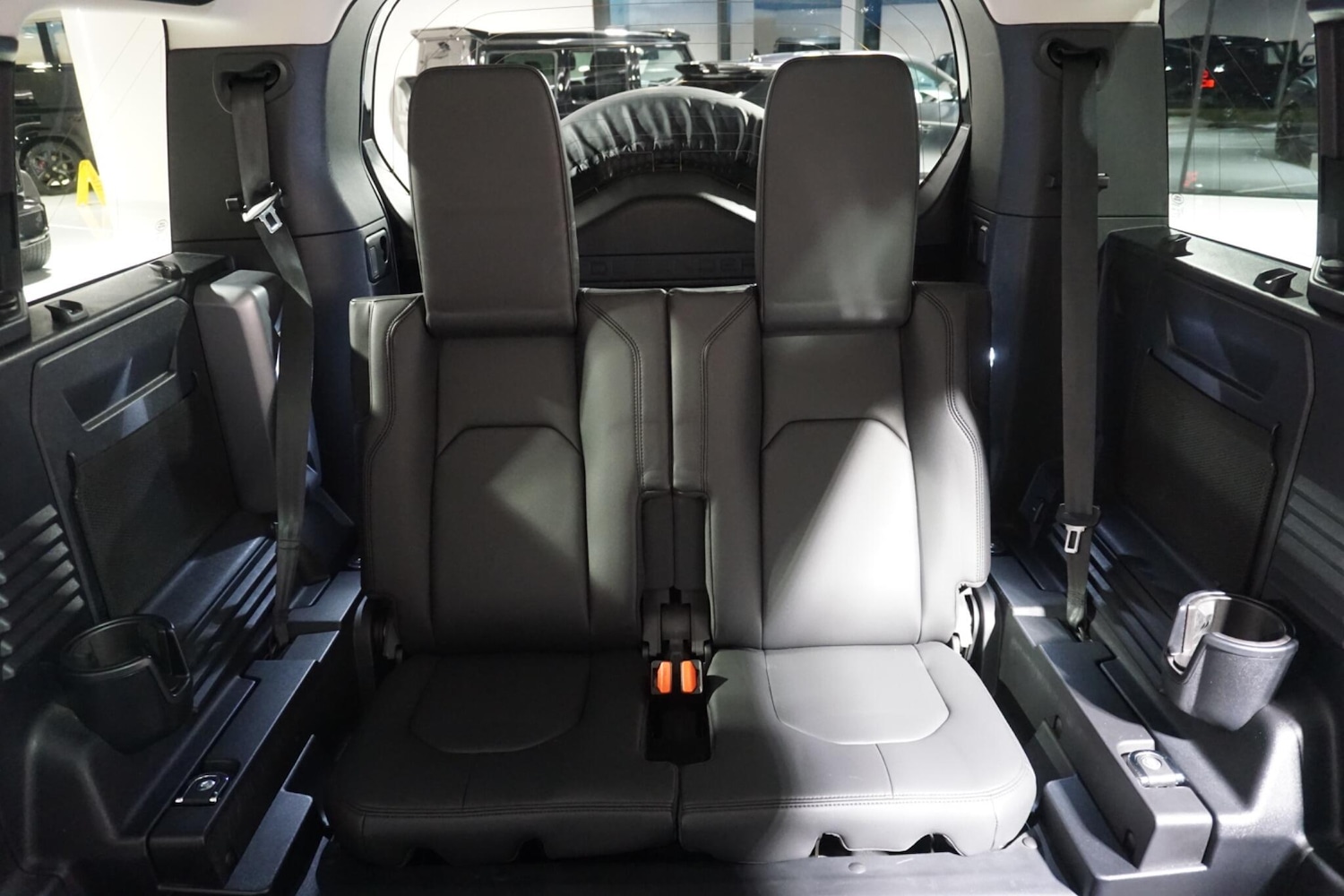 Used Land Rover Defender 110 2022 for sale - 77344212: Photo 12