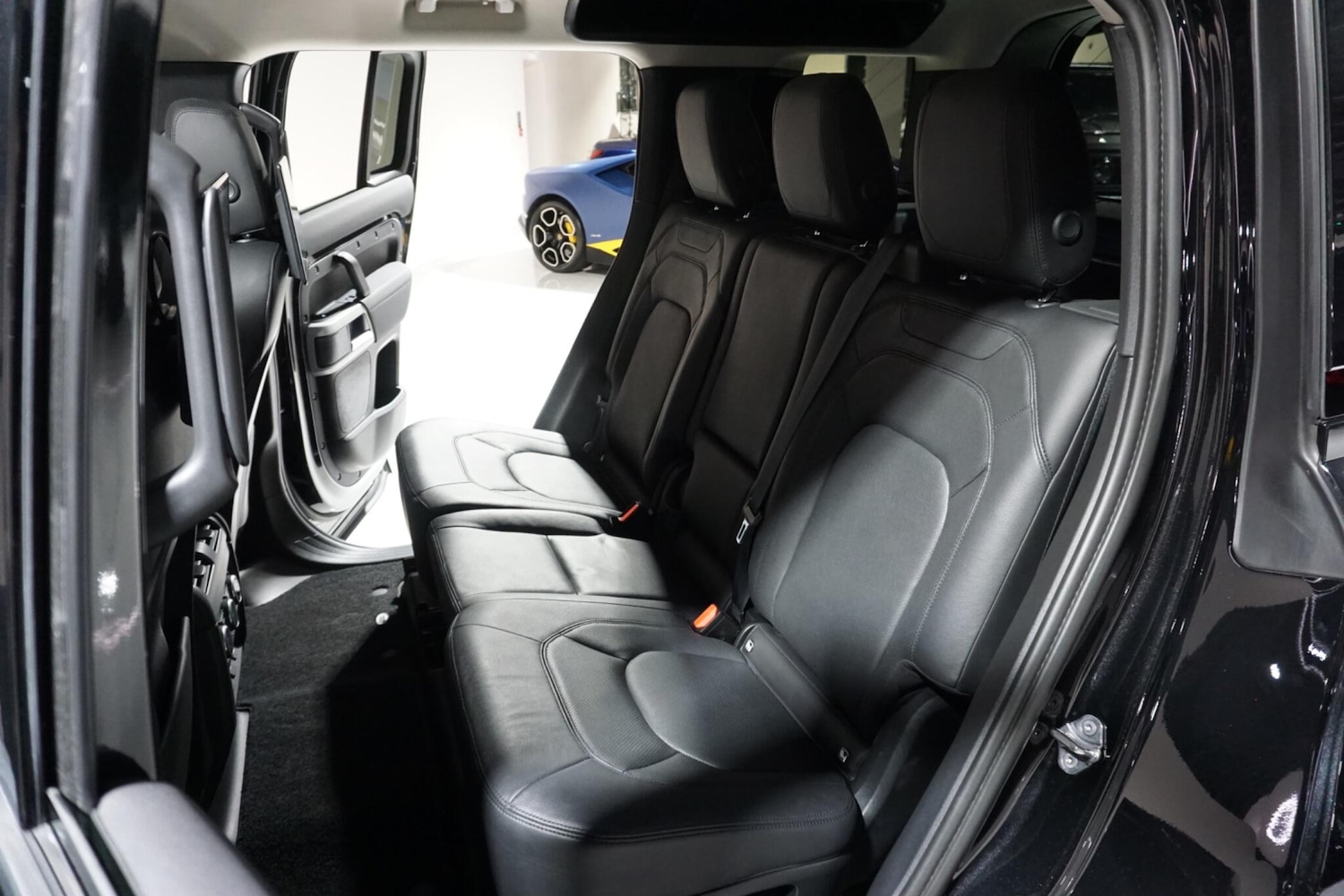 Used Land Rover Defender 110 2022 for sale - 77344212: Photo 16