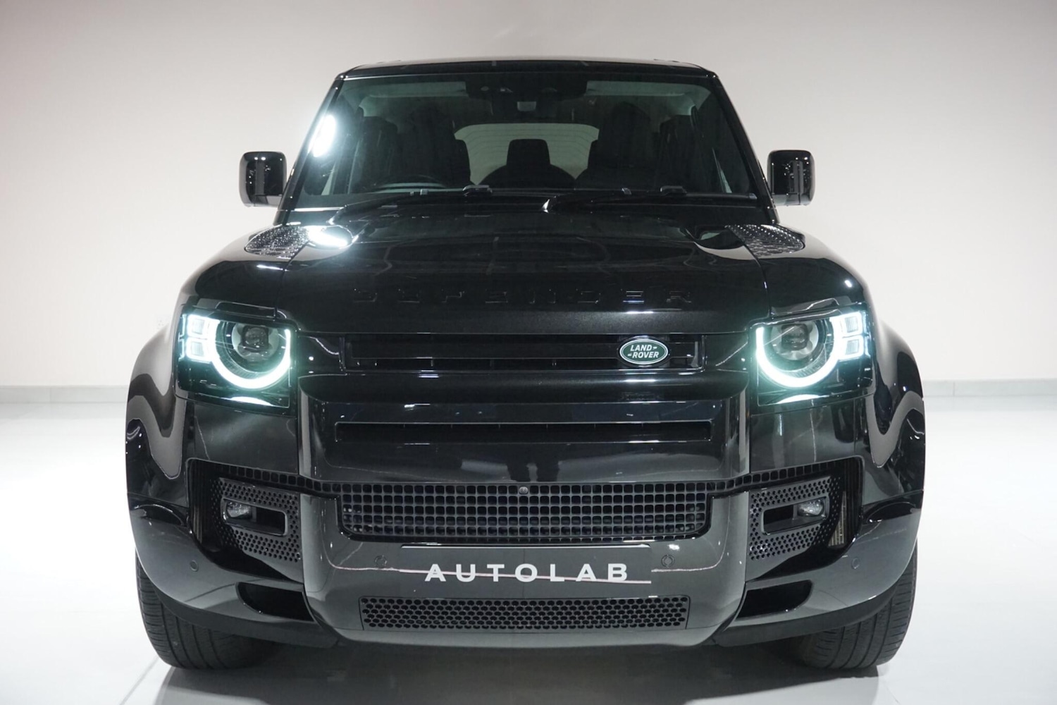 Used Land Rover Defender 110 2022 for sale - 77344212: Photo 28