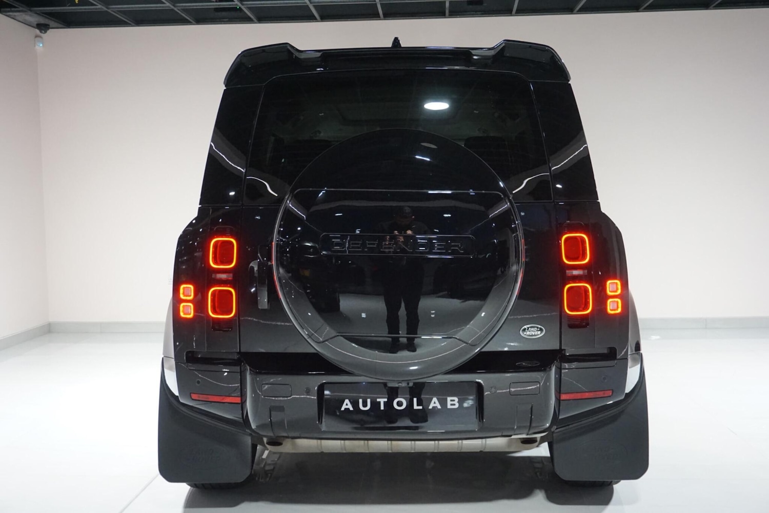 Used Land Rover Defender 110 2022 for sale - 77344212: Photo 31