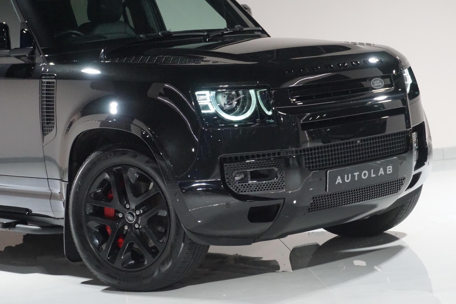 Used Land Rover Defender 110 2022 for sale - 77344212: Photo 44