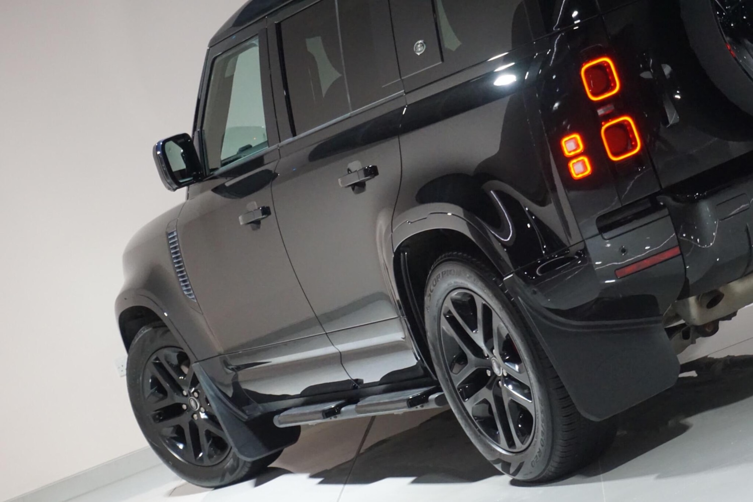 Used Land Rover Defender 110 2022 for sale - 77344212: Photo 47