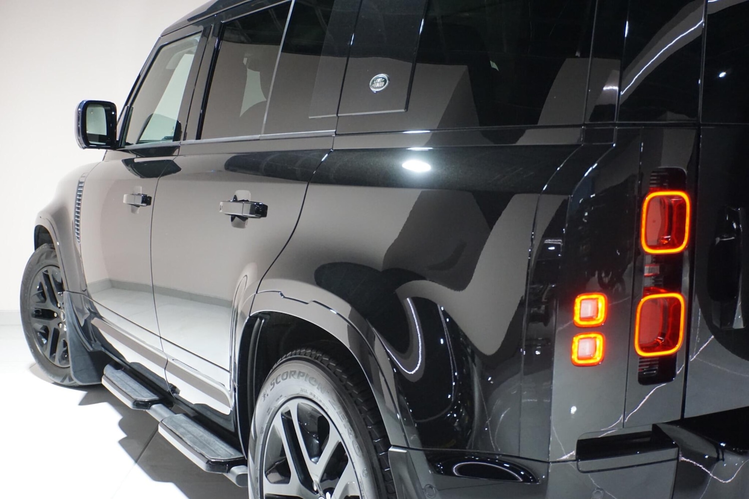 Used Land Rover Defender 110 2022 for sale - 77344212: Photo 55