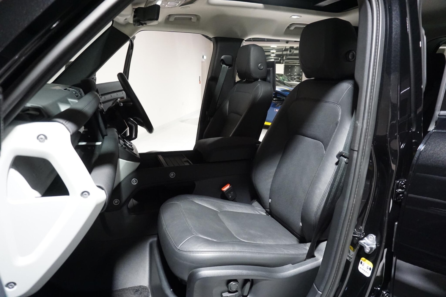 Used Land Rover Defender 110 2022 for sale - 77344212: Photo 57