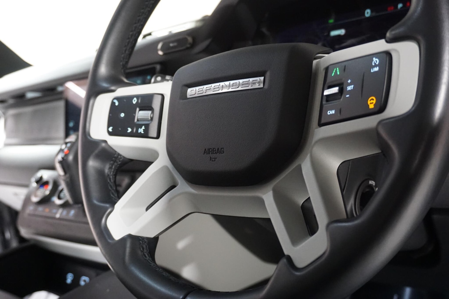 Used Land Rover Defender 110 2022 for sale - 77344212: Photo 63