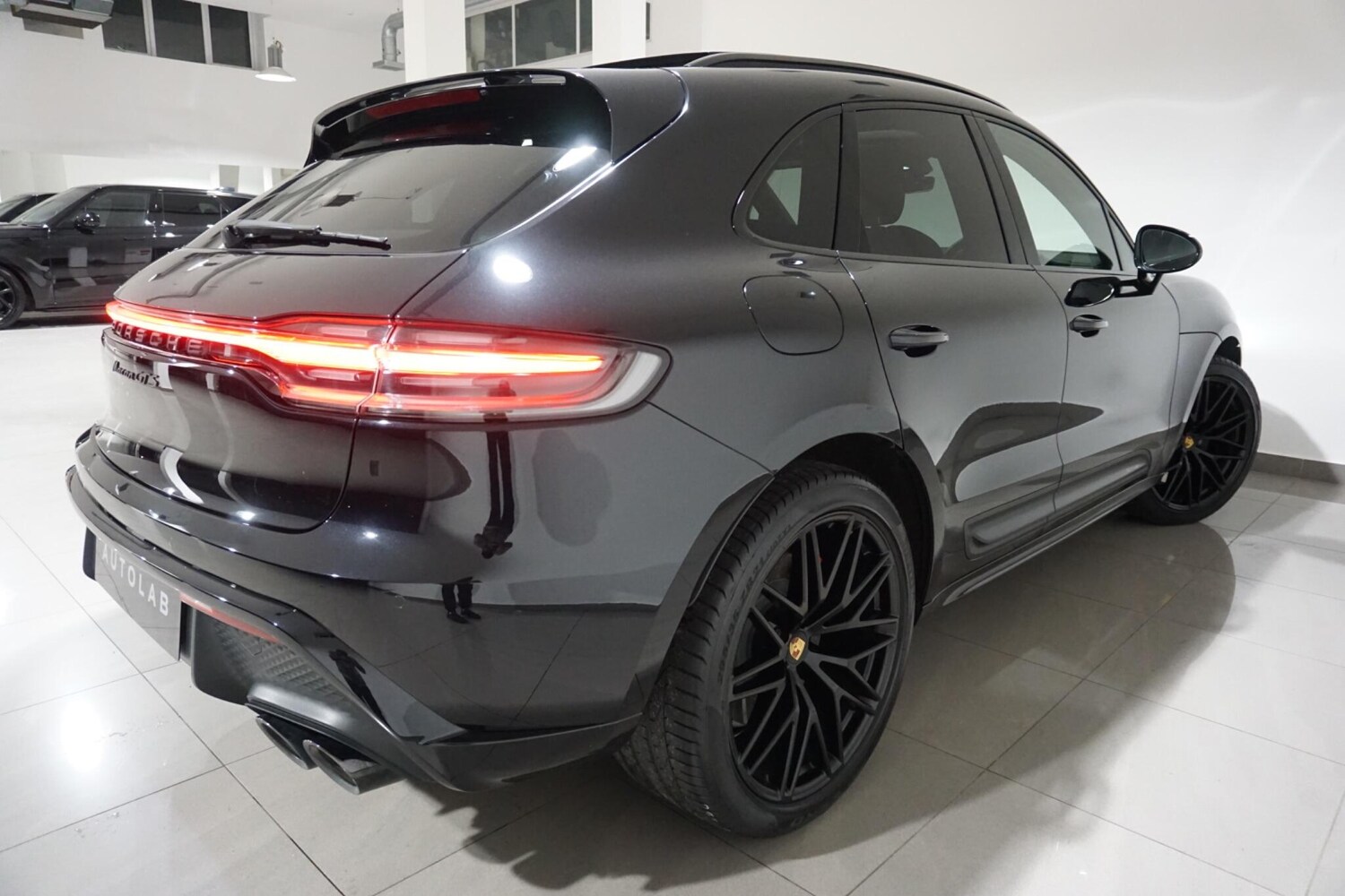 Used Porsche Macan 2022 for sale - 76227579: Photo 22