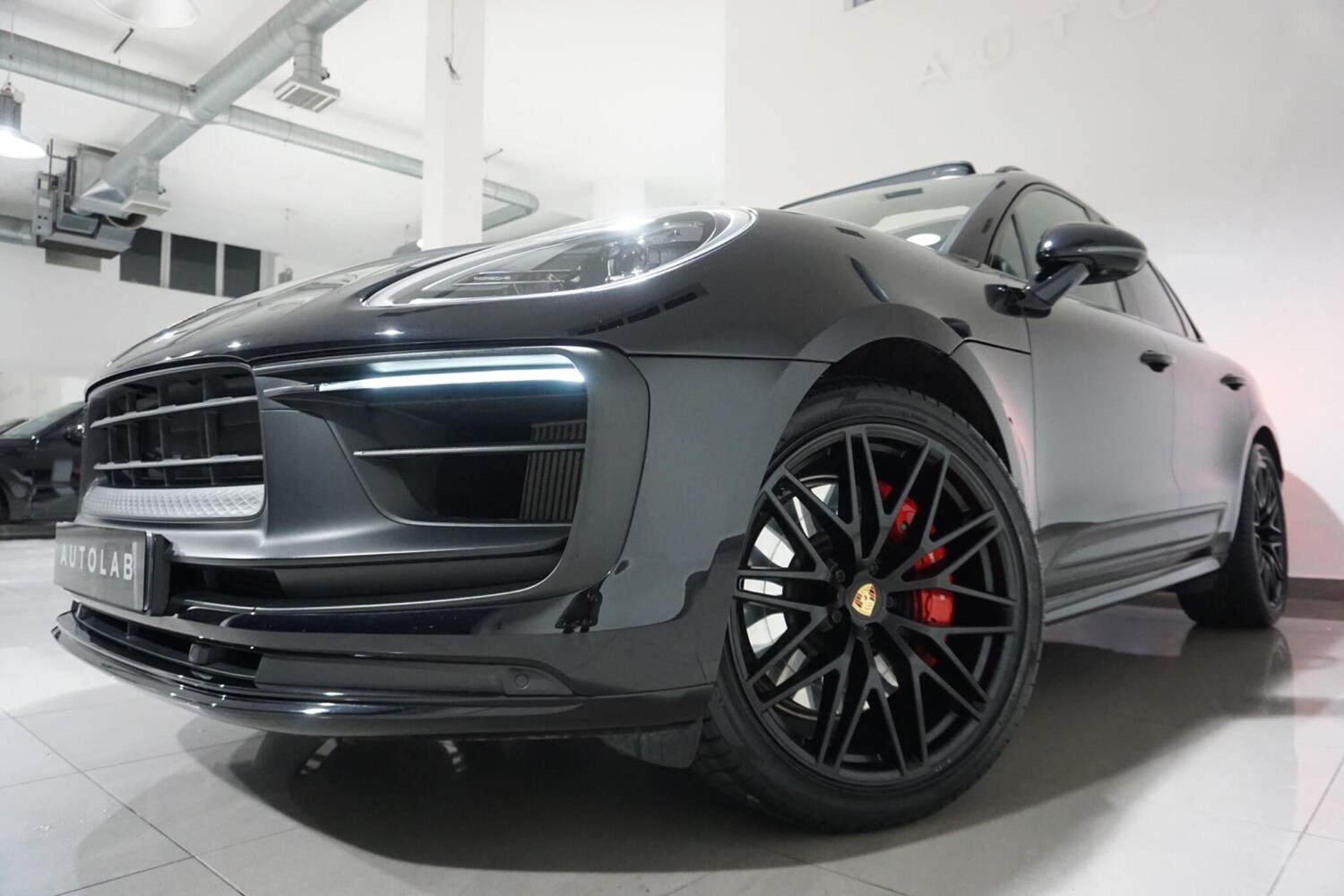 Used Porsche Macan 2022 for sale - 76227579: Photo 25