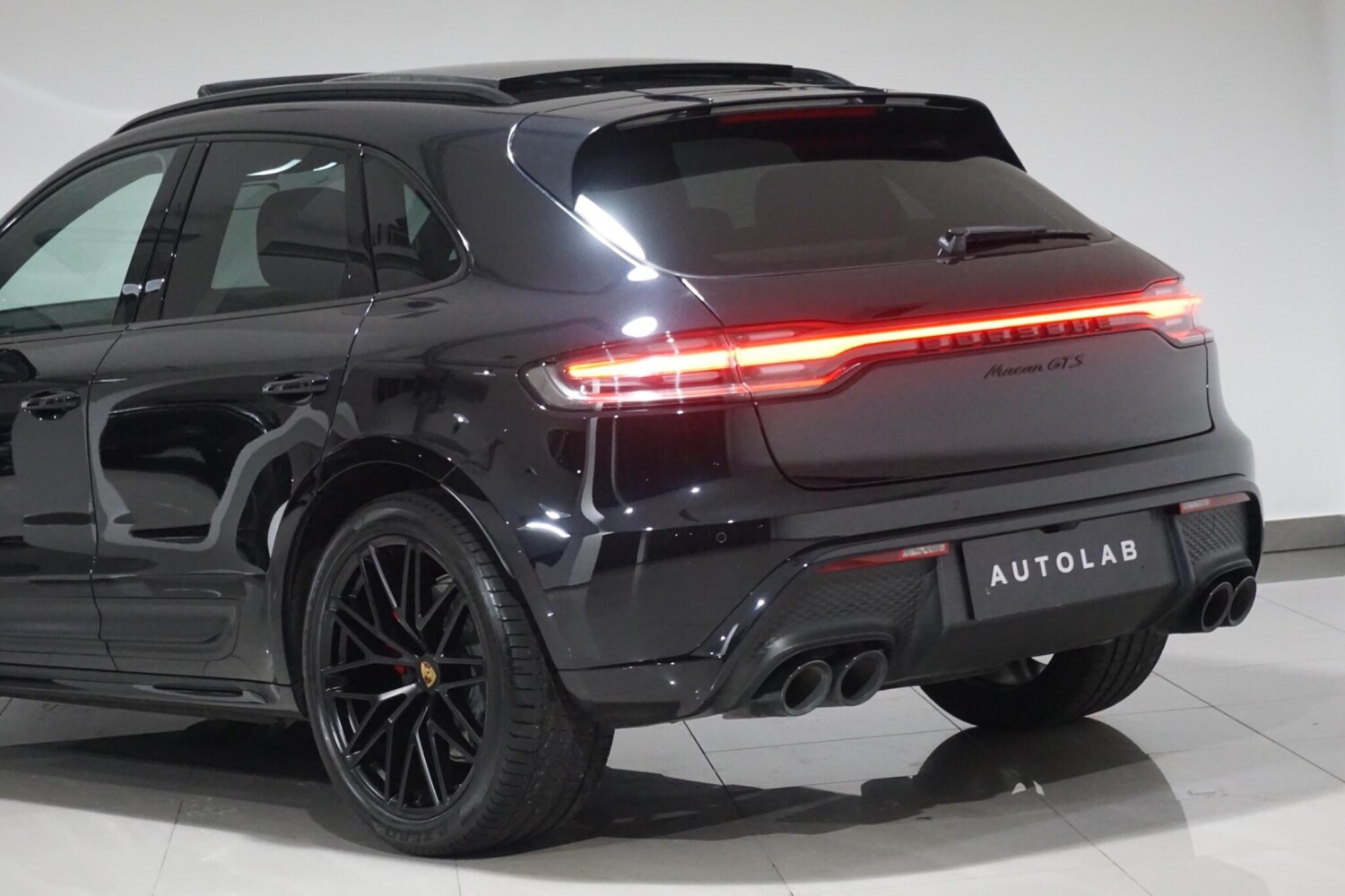 Used Porsche Macan 2022 for sale - 76227579: Photo 35