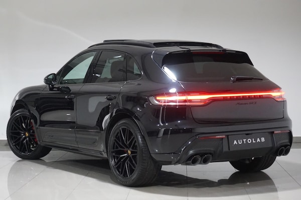 Used Porsche Macan 2022 for sale - 76227579: Photo 3