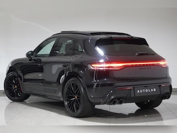 Used Porsche Macan 2022 for sale - 76227579: Photo 3