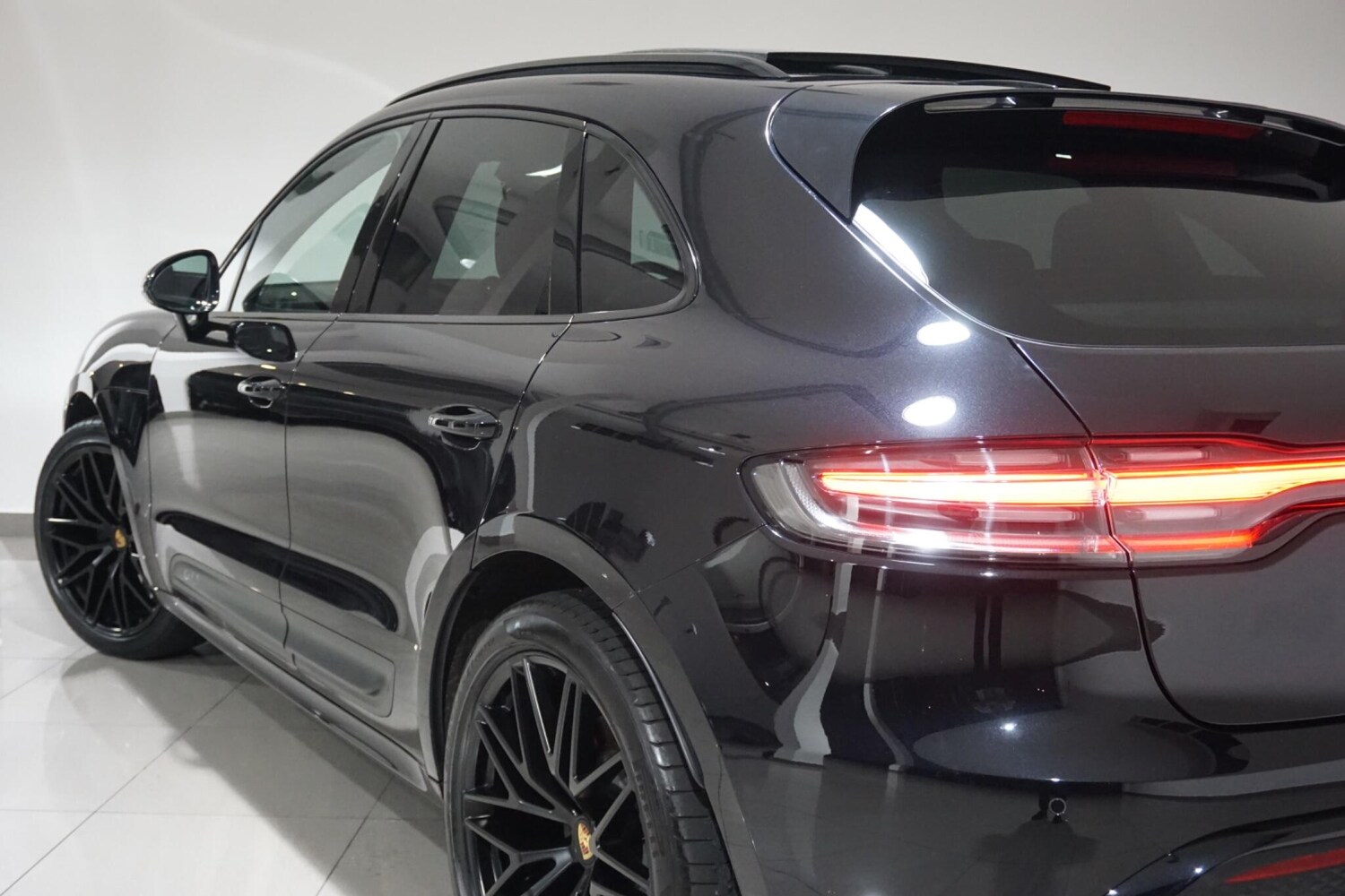 Used Porsche Macan 2022 for sale - 76227579: Photo 45