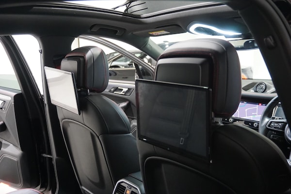 Used Porsche Macan 2022 for sale - 76227579: Photo 50