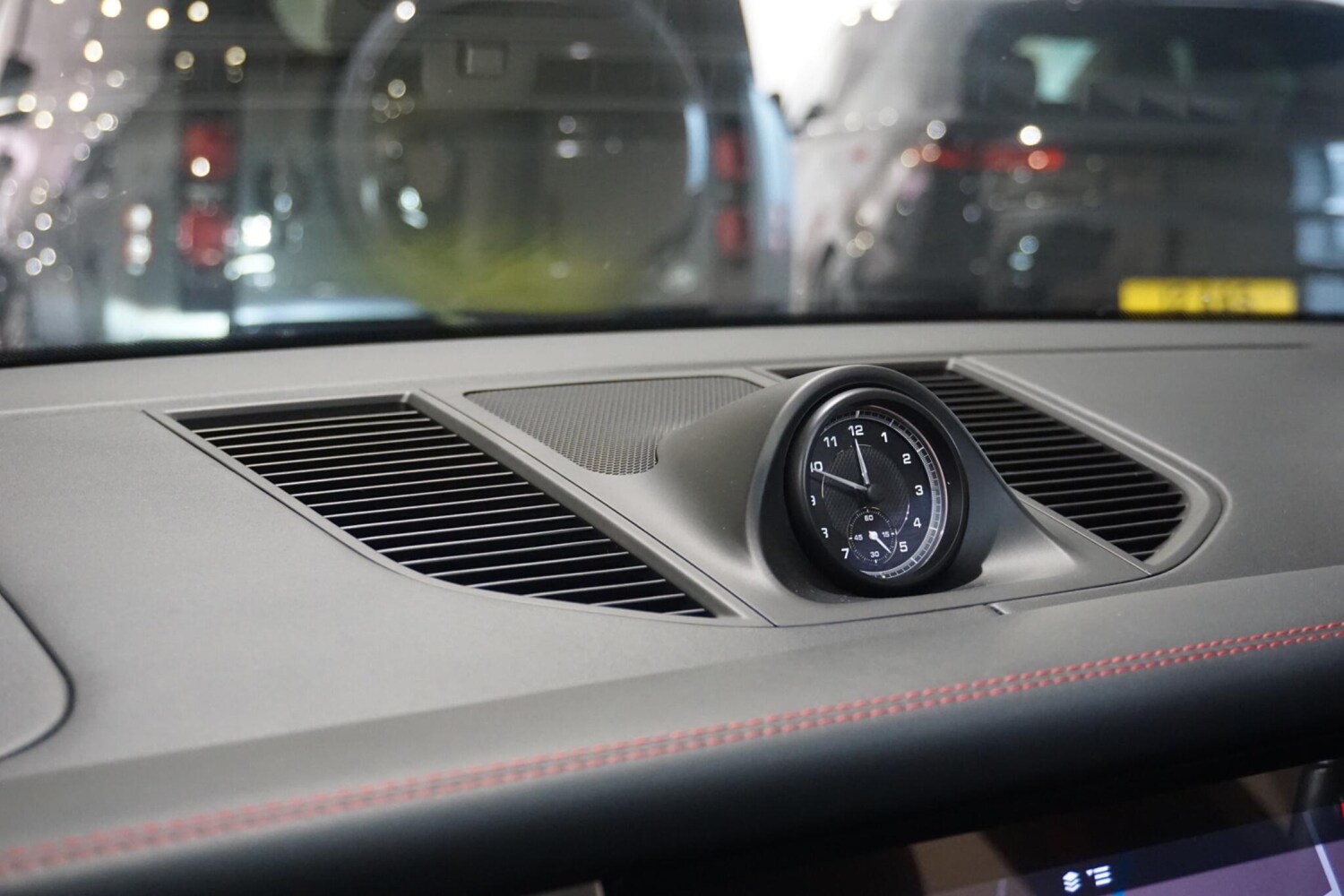 Used Porsche Macan 2022 for sale - 76227579: Photo 54