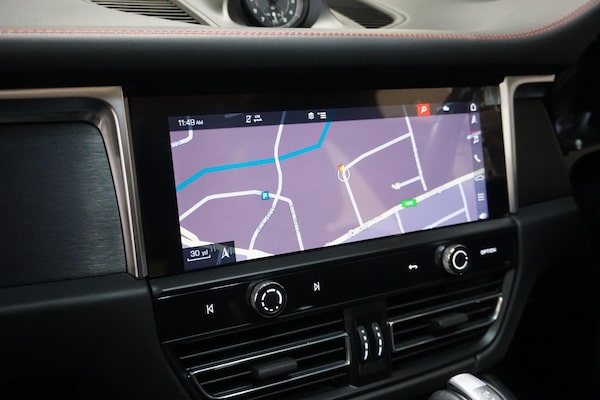 Used Porsche Macan 2022 for sale - 76227579: Photo 55