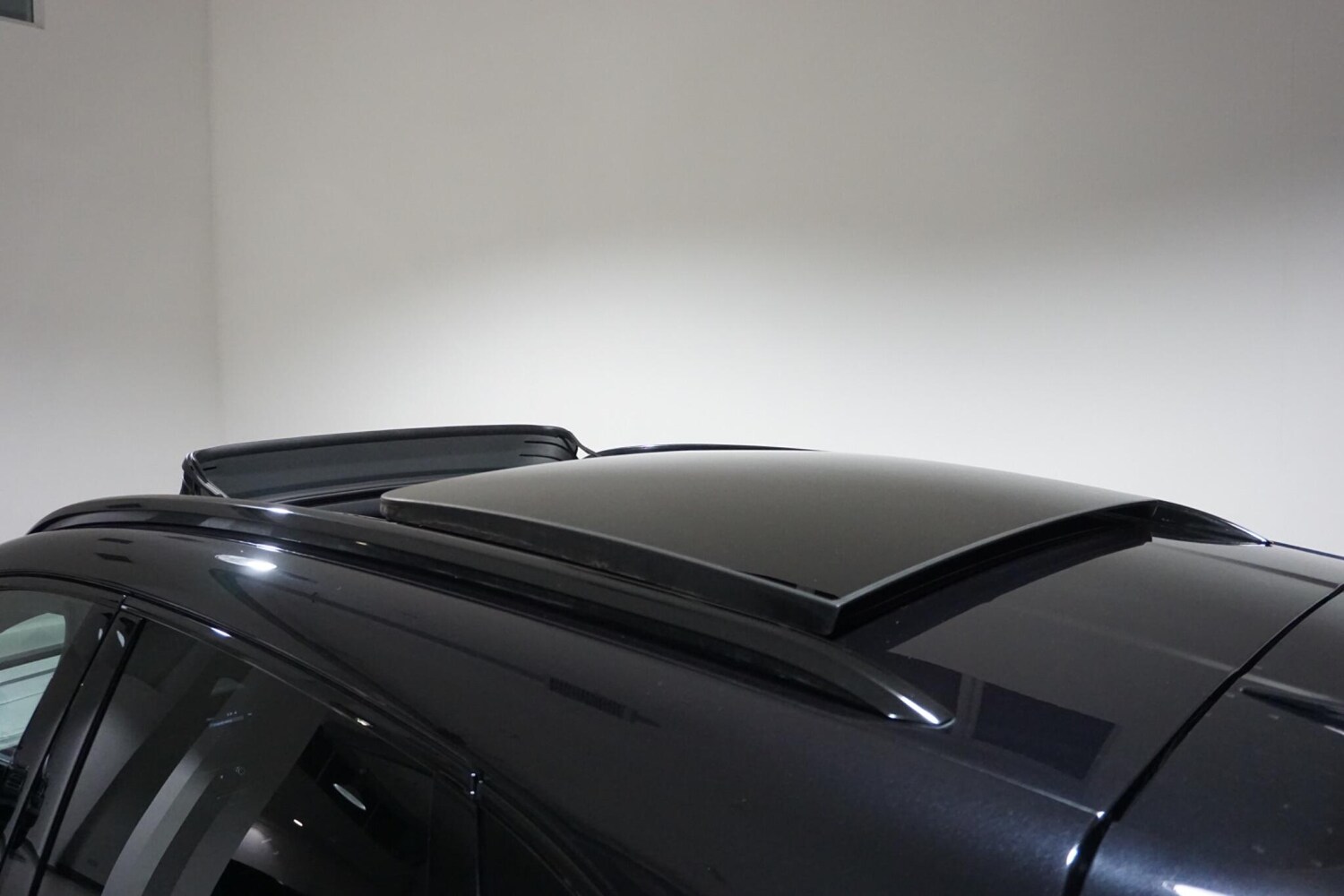 Used Porsche Macan 2022 for sale - 76227579: Photo 69