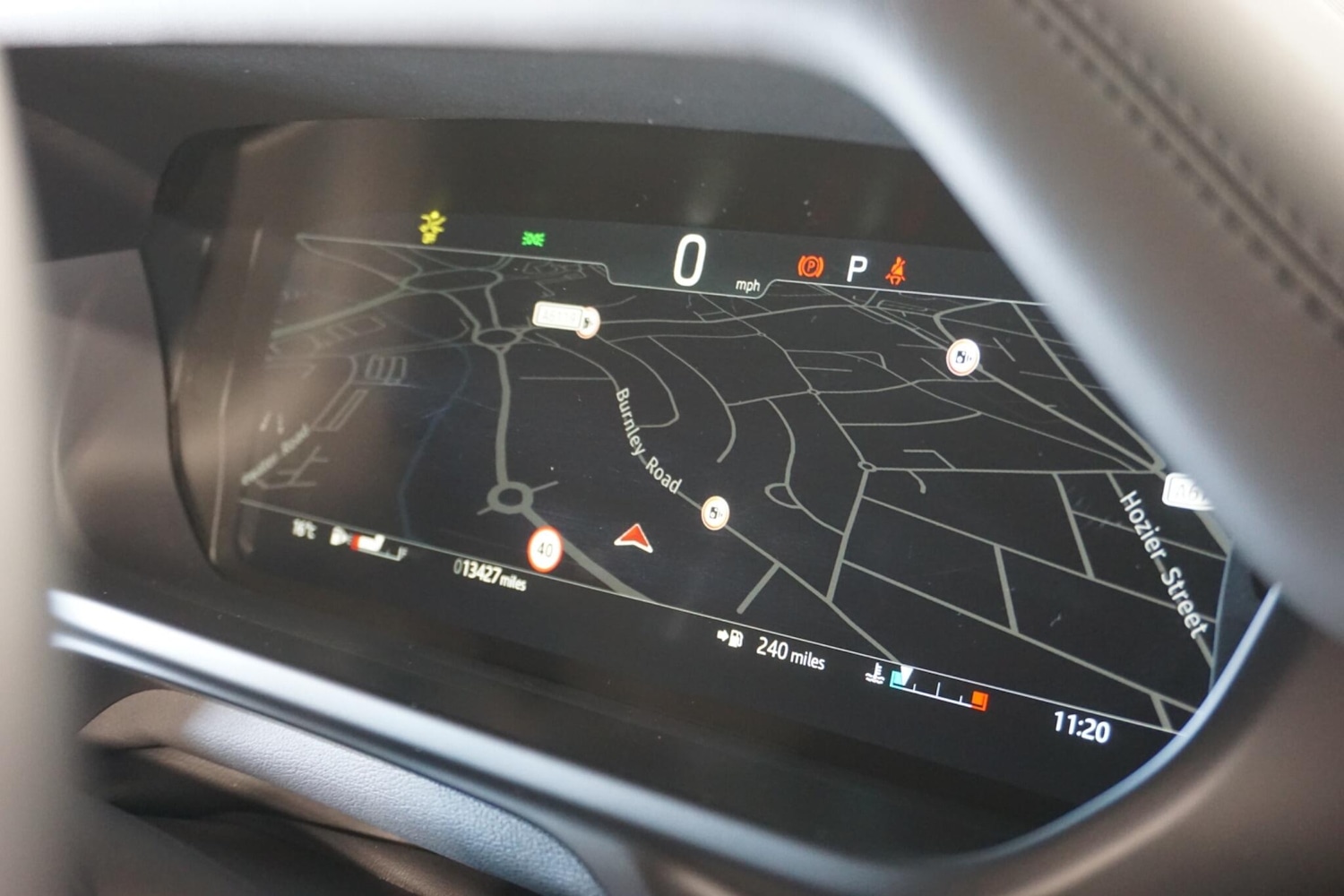 Used Land Rover Defender 2024 for sale - 77939966: Photo 12