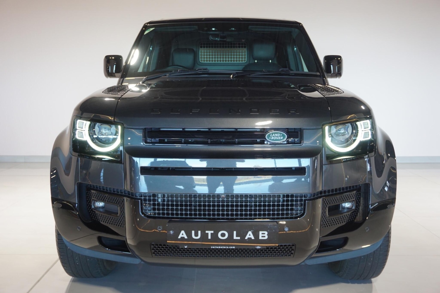 Used Land Rover Defender 2024 for sale - 77939966: Photo 20