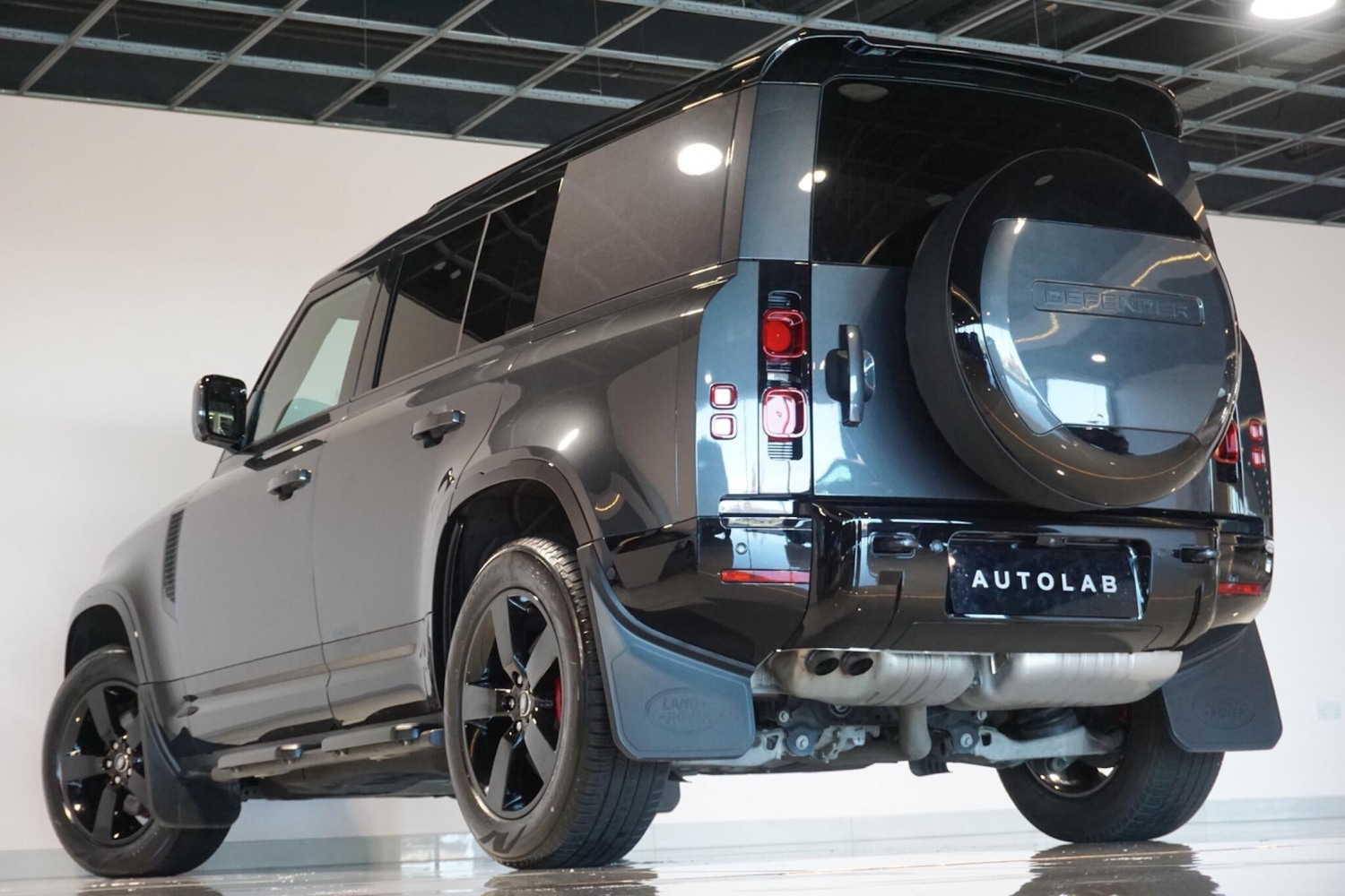 Used Land Rover Defender 2024 for sale - 77939966: Photo 26