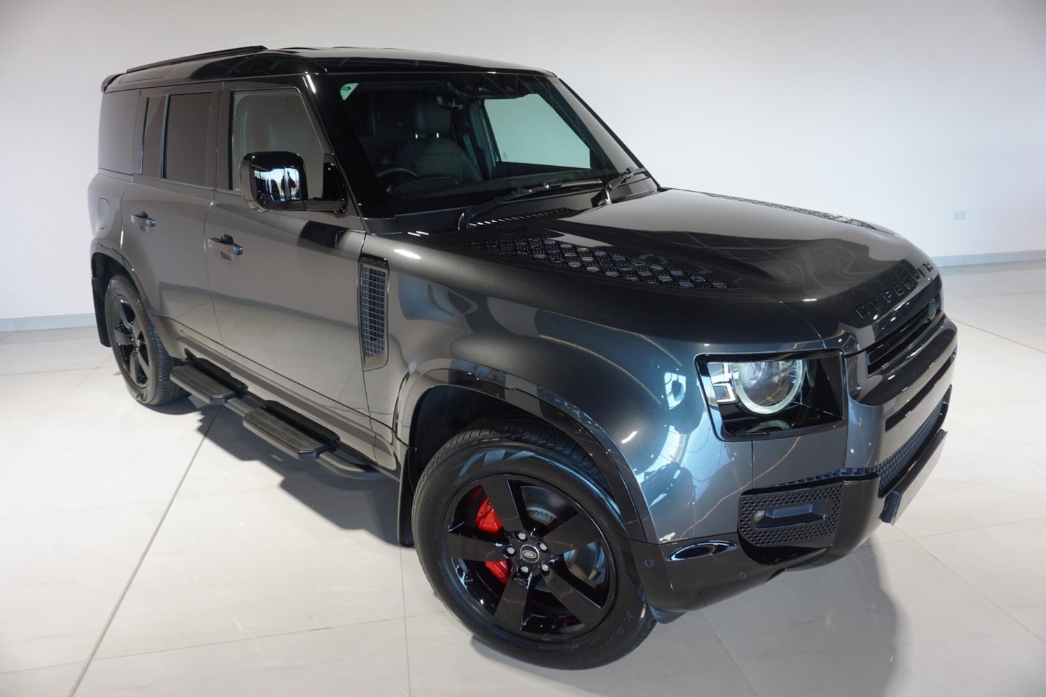 Used Land Rover Defender 2024 for sale - 77939966: Photo 32