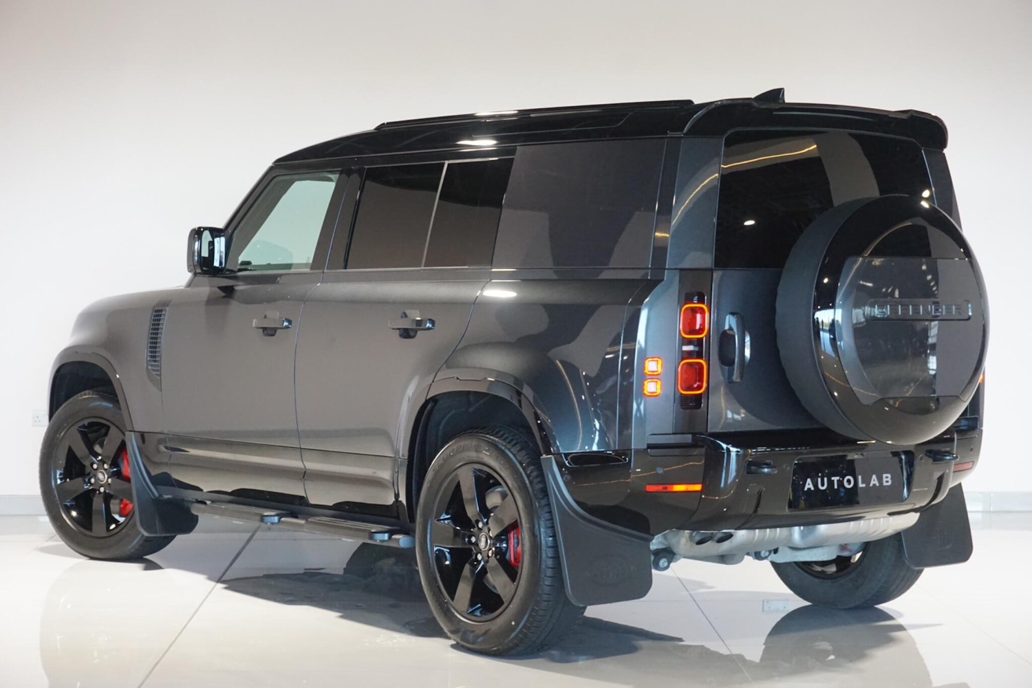 Used Land Rover Defender 2024 for sale - 77939966: Photo 35