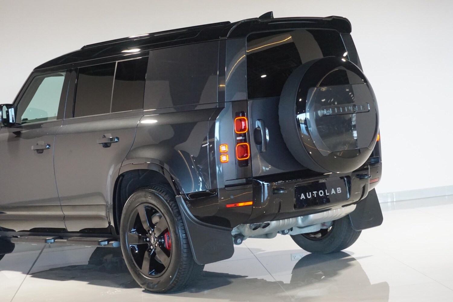 Used Land Rover Defender 2024 for sale - 77939966: Photo 37