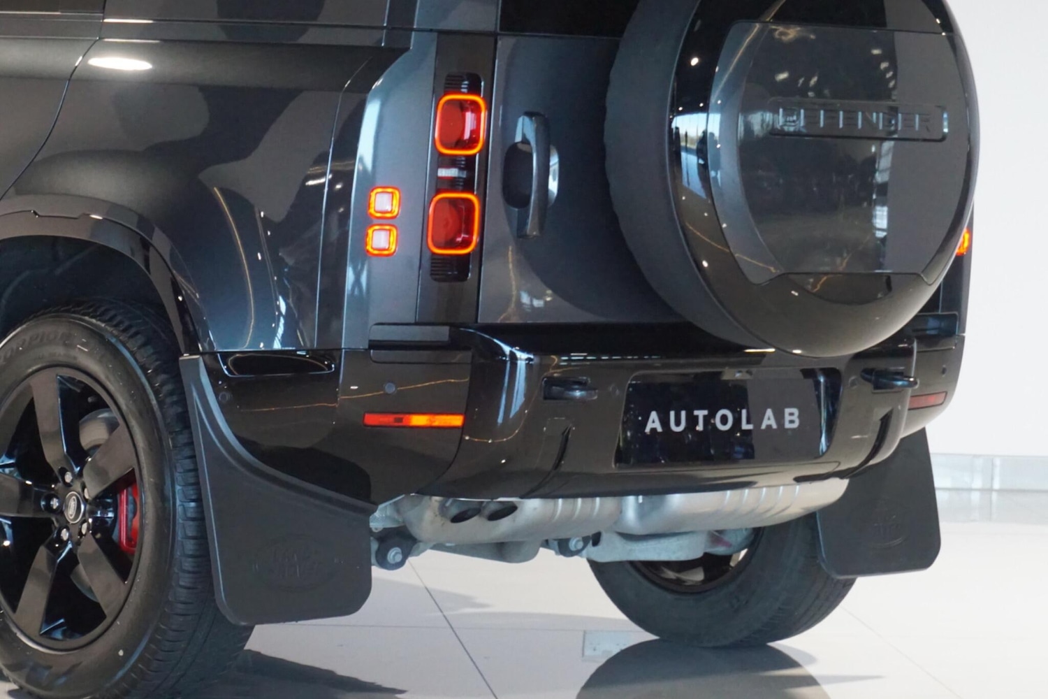 Used Land Rover Defender 2024 for sale - 77939966: Photo 41