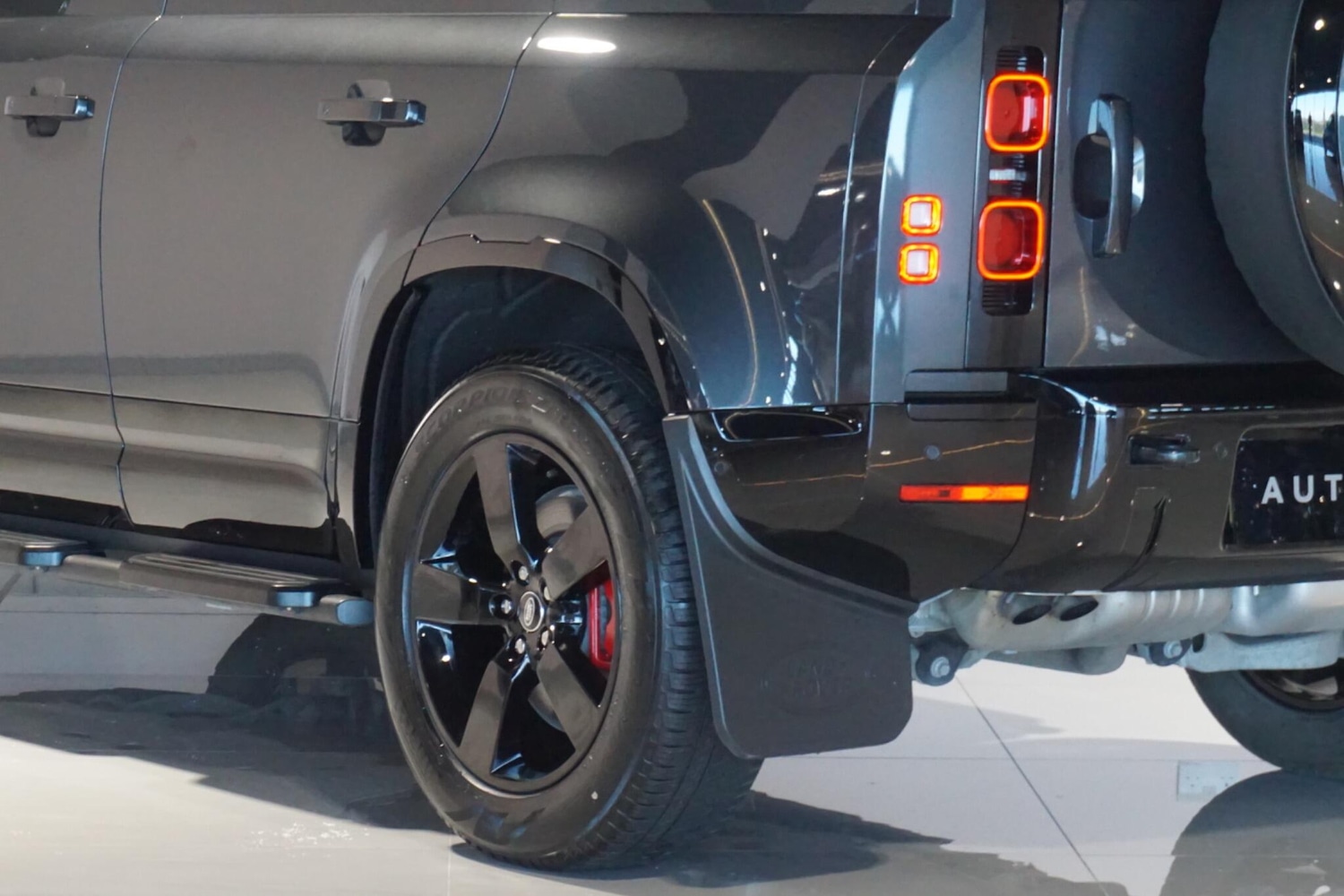 Used Land Rover Defender 2024 for sale - 77939966: Photo 43