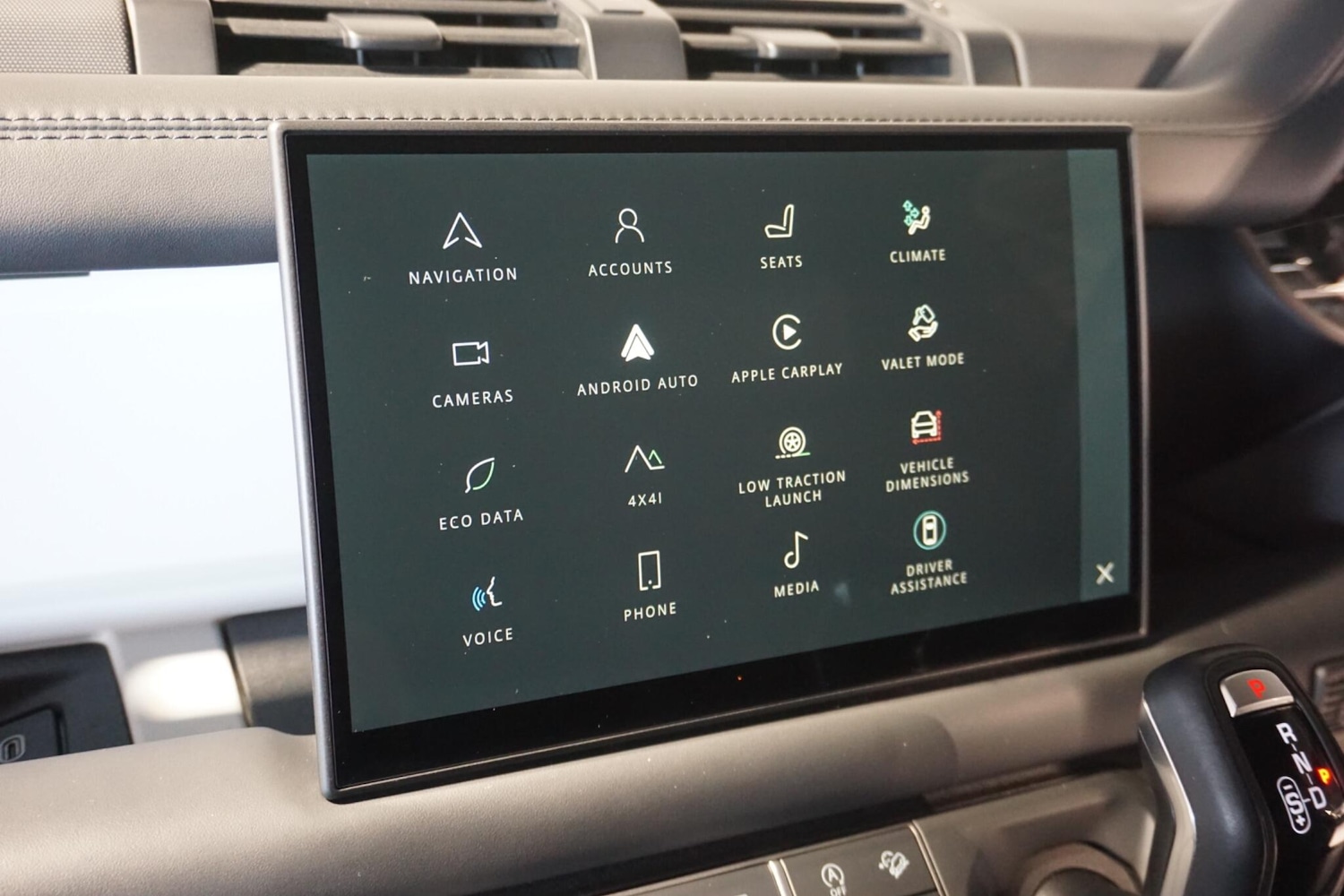 Used Land Rover Defender 2024 for sale - 77939966: Photo 56