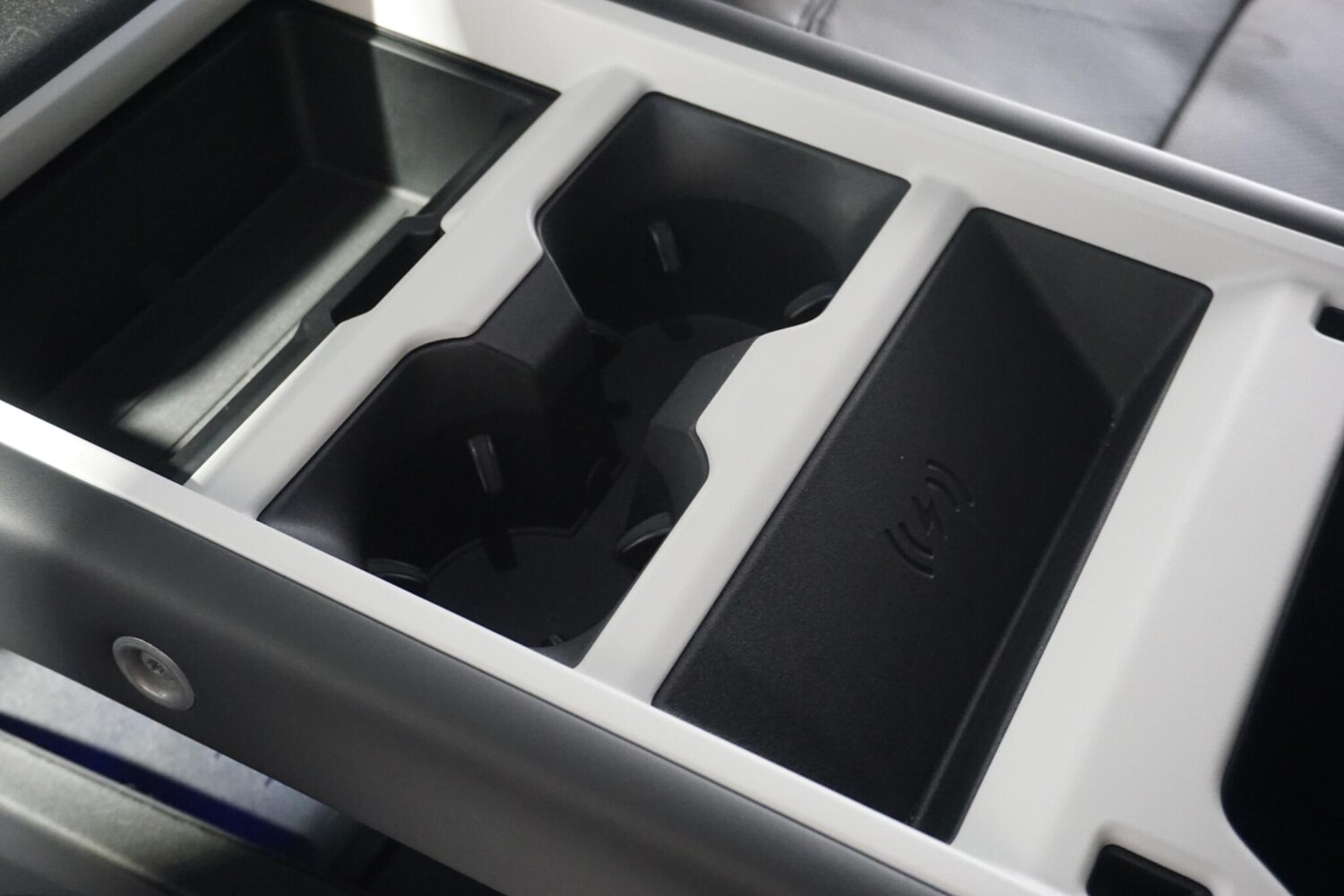 Used Land Rover Defender 2024 for sale - 77939966: Photo 58