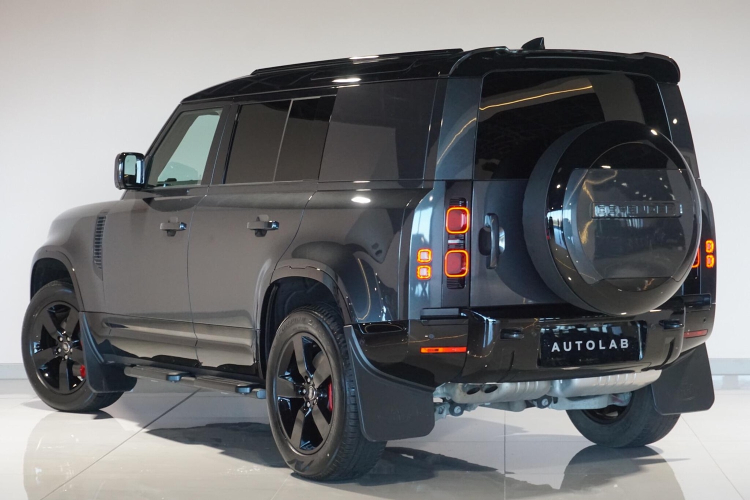 Used Land Rover Defender 2024 for sale - 77939966: Photo 6