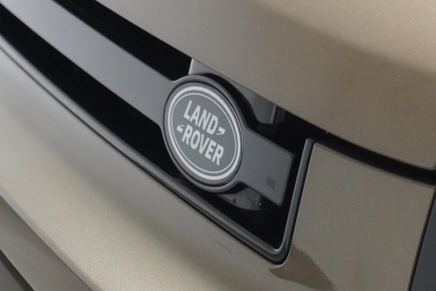 Used Land Rover Defender 110 for sale - 76498607: Photo 74