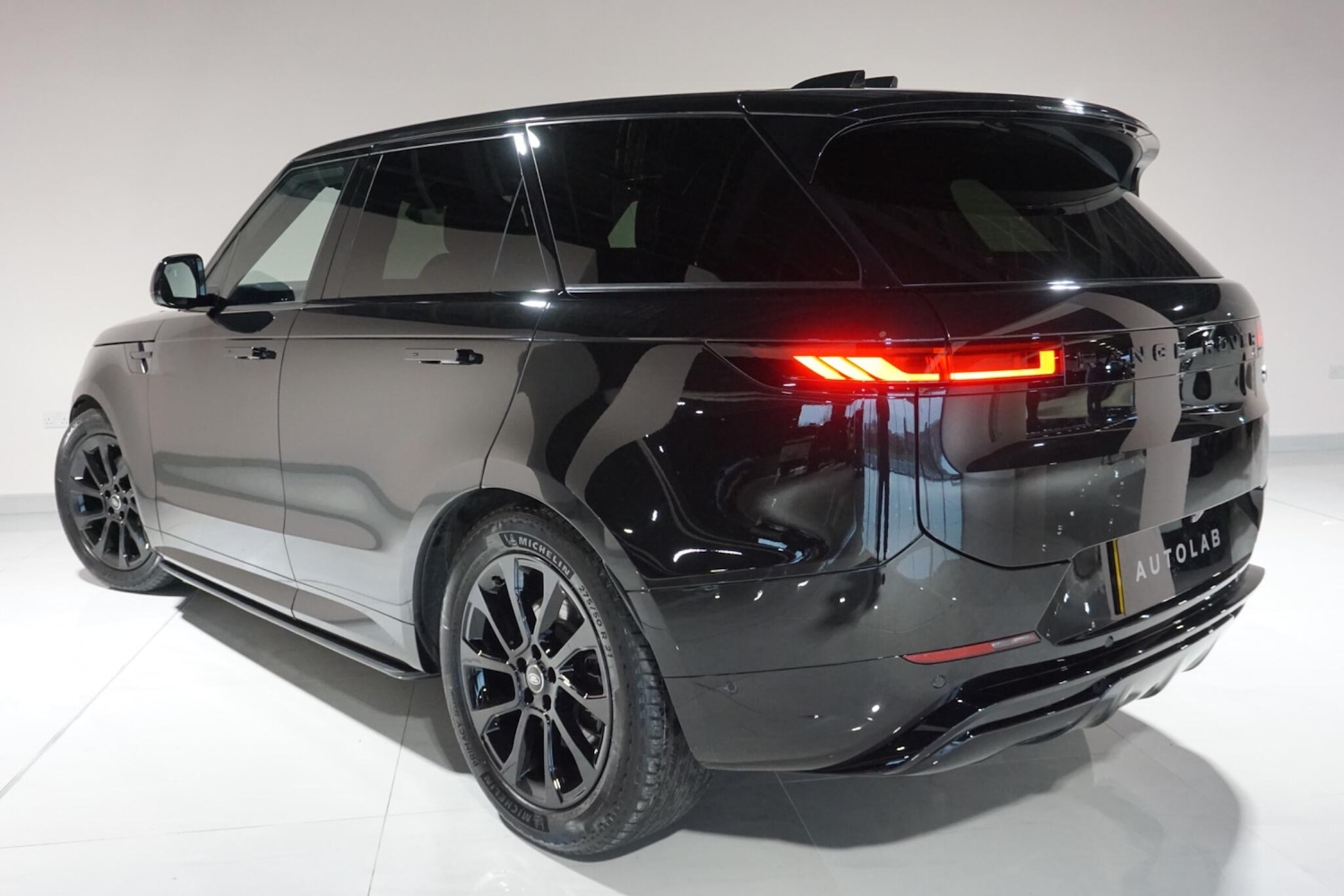 Used Land Rover Range Rover Sport for sale - 76994890: Photo 26