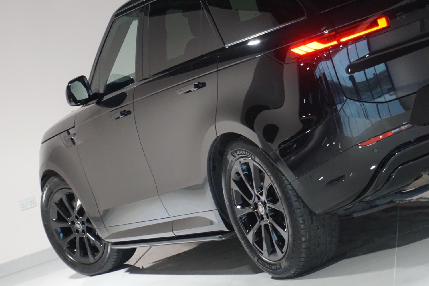 Used Land Rover Range Rover Sport for sale - 76994890: Photo 43