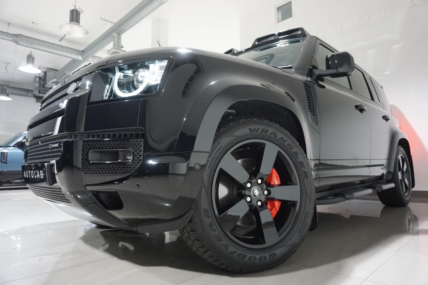 Used Land Rover Defender 110 for sale - 76473593: Photo 32