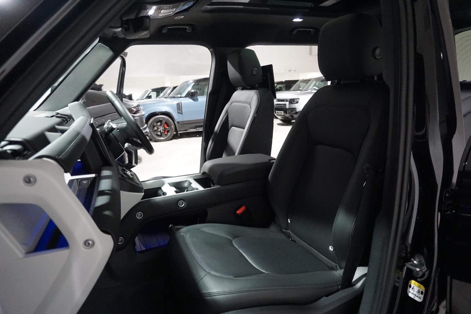 Used Land Rover Defender 110 for sale - 76473593: Photo 54