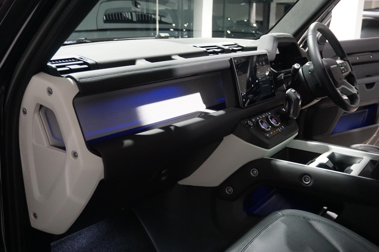 Used Land Rover Defender 110 for sale - 76473593: Photo 55