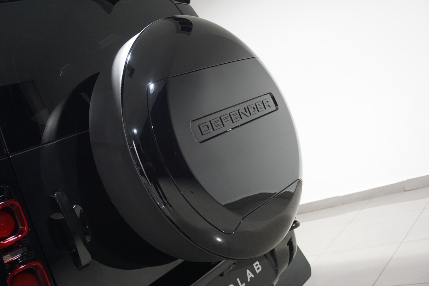 Used Land Rover Defender 110 for sale - 76473593: Photo 74