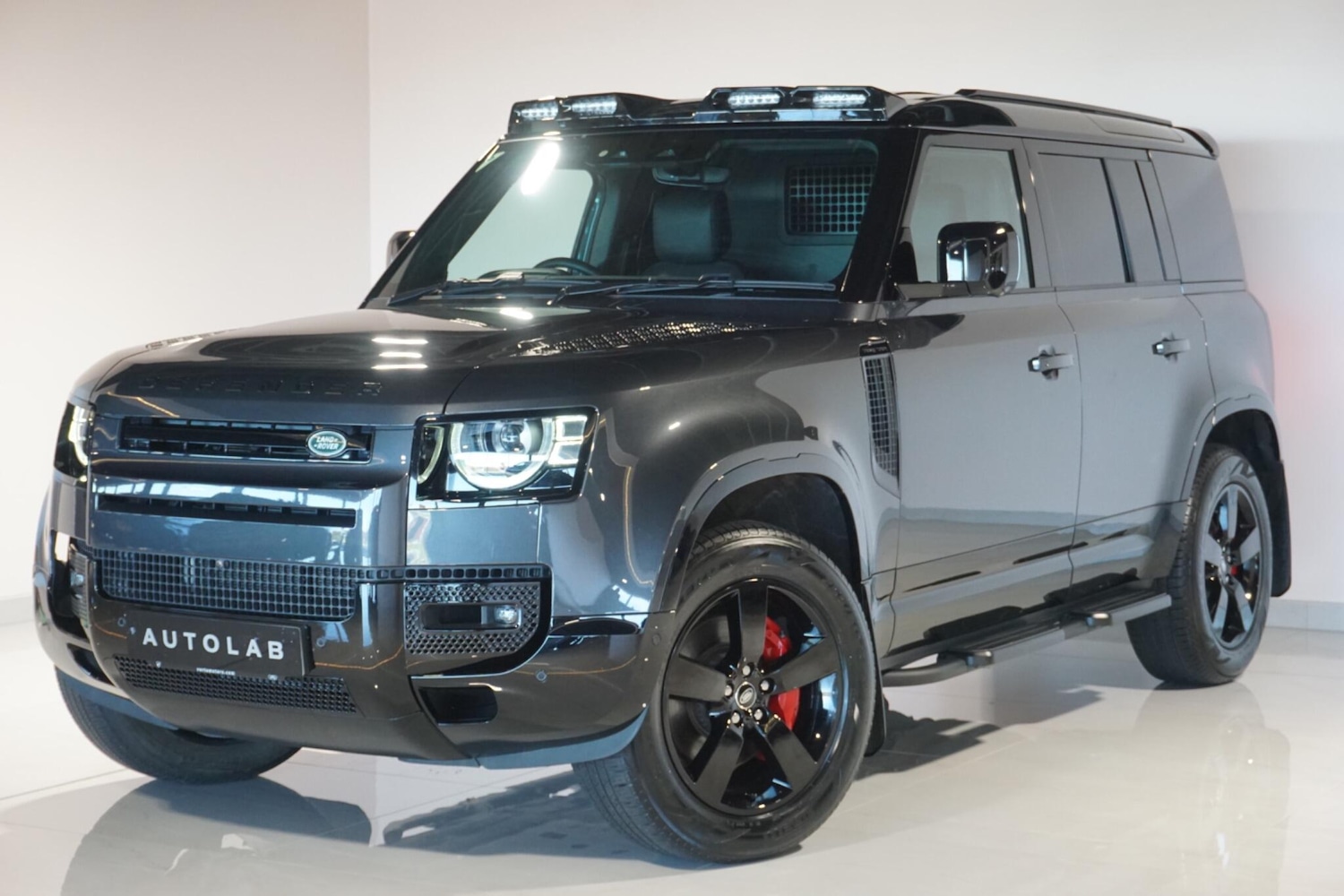 Used Land Rover Defender 110 for sale - 77940725: Photo 17