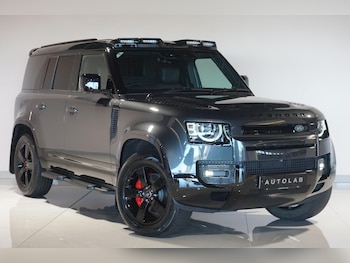 Used Land Rover Defender 110 2024 for sale - 77940725: Photo