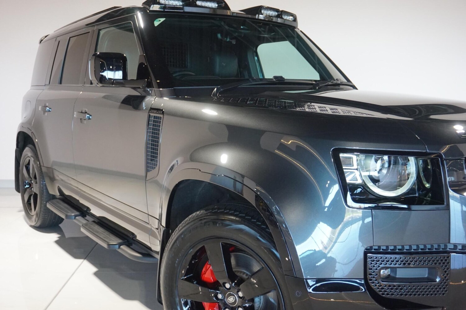 Used Land Rover Defender 110 for sale - 77940725: Photo 46