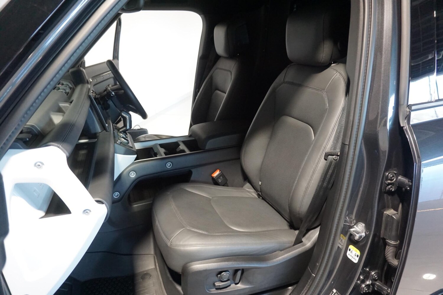 Used Land Rover Defender 110 for sale - 77940725: Photo 49