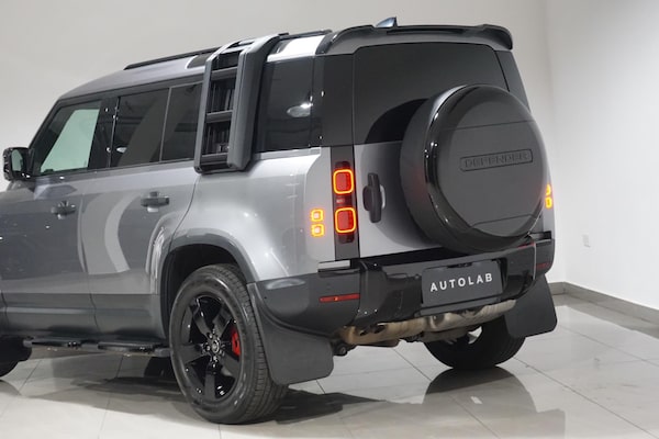 Used Land Rover Defender 110 2023 for sale - 74838031: Photo 32