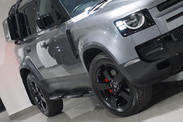 Used Land Rover Defender 110 2023 for sale - 74838031: Photo 33